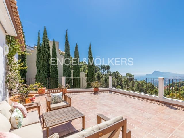Chalet de 5 habitaciones en Altea en venta con piscina garaje - 1.650.000 € (Ref: 9850544)