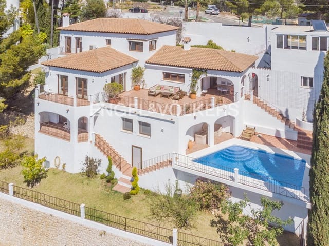 Chalet de 5 habitaciones en Altea en venta con piscina garaje - 1.650.000 € (Ref: 9850544)