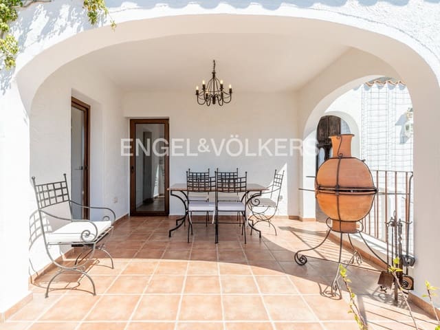 Chalet de 5 habitaciones en Altea en venta con piscina garaje - 1.650.000 € (Ref: 9850544)