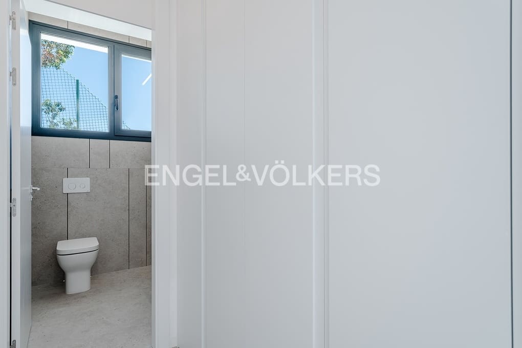 4 sypialnia Willa na sprzedaż w Altea z basenem garażem - 2 500 000 € (Ref: 9872464)