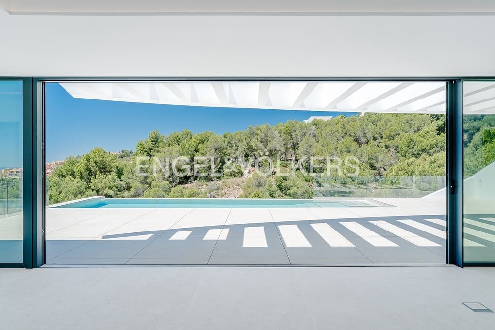 4 sypialnia Willa na sprzedaż w Altea z basenem garażem - 2 500 000 € (Ref: 9872464)