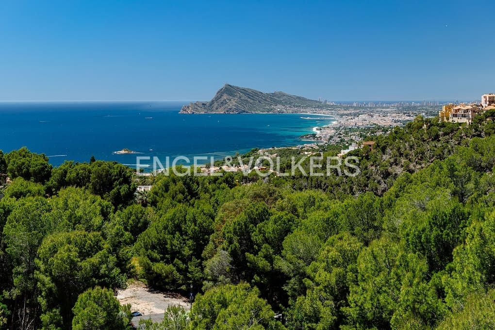4 sypialnia Willa na sprzedaż w Altea z basenem garażem - 2 500 000 € (Ref: 9872464)