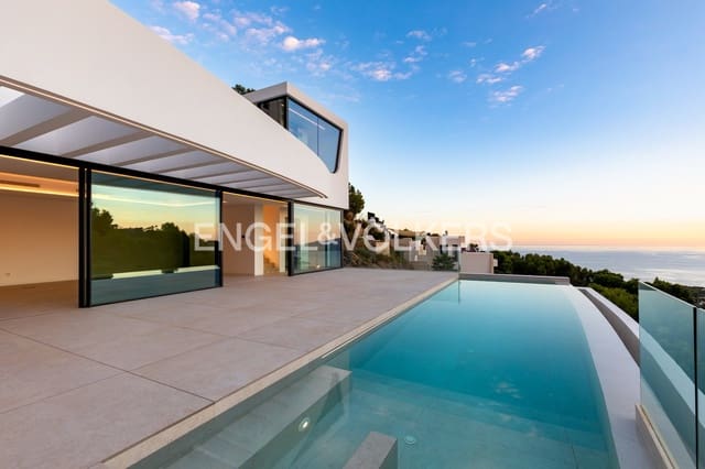 Chalet de 4 habitaciones en Altea en venta con piscina garaje - 2.500.000 € (Ref: 9872464)