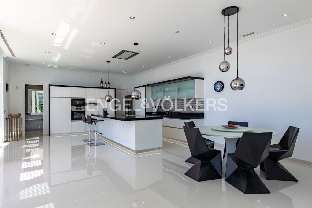 4 camera da letto Villa in vendita in Calpe / Calp con piscina garage - 3.995.000 € (Rif: 9874311)