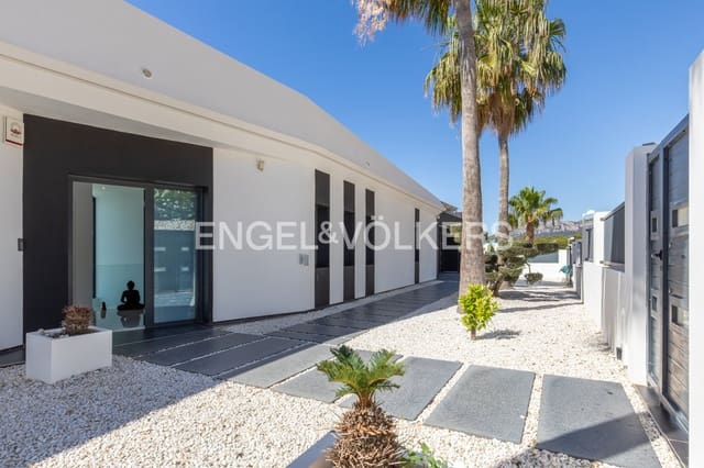 4 camera da letto Villa in vendita in Pueblo, Calpe / Calp con piscina garage - 3.995.000 € (Rif: 9874311)