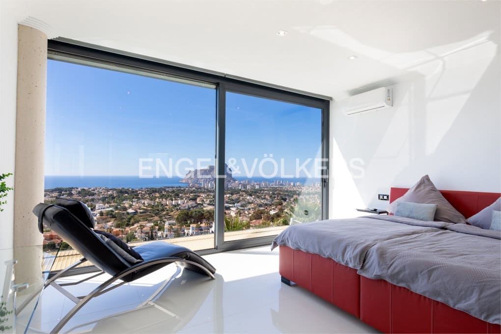 4 sypialnia Willa na sprzedaż w Calpe / Calp z basenem garażem - 3 995 000 € (Ref: 9874311)