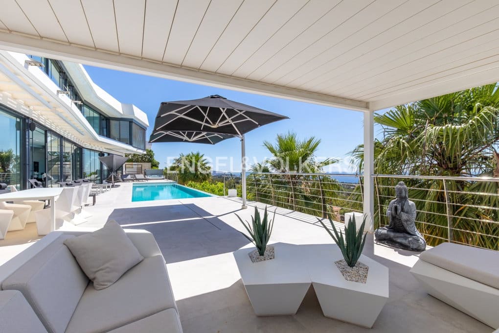 4 sypialnia Willa na sprzedaż w Calpe / Calp z basenem garażem - 3 995 000 € (Ref: 9874311)