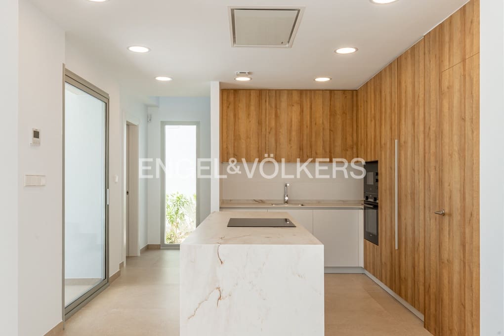4 soveværelse Villa til salg i Cumbre del Sol med swimmingpool garage - € 1.499.000 (Ref: 9914888)