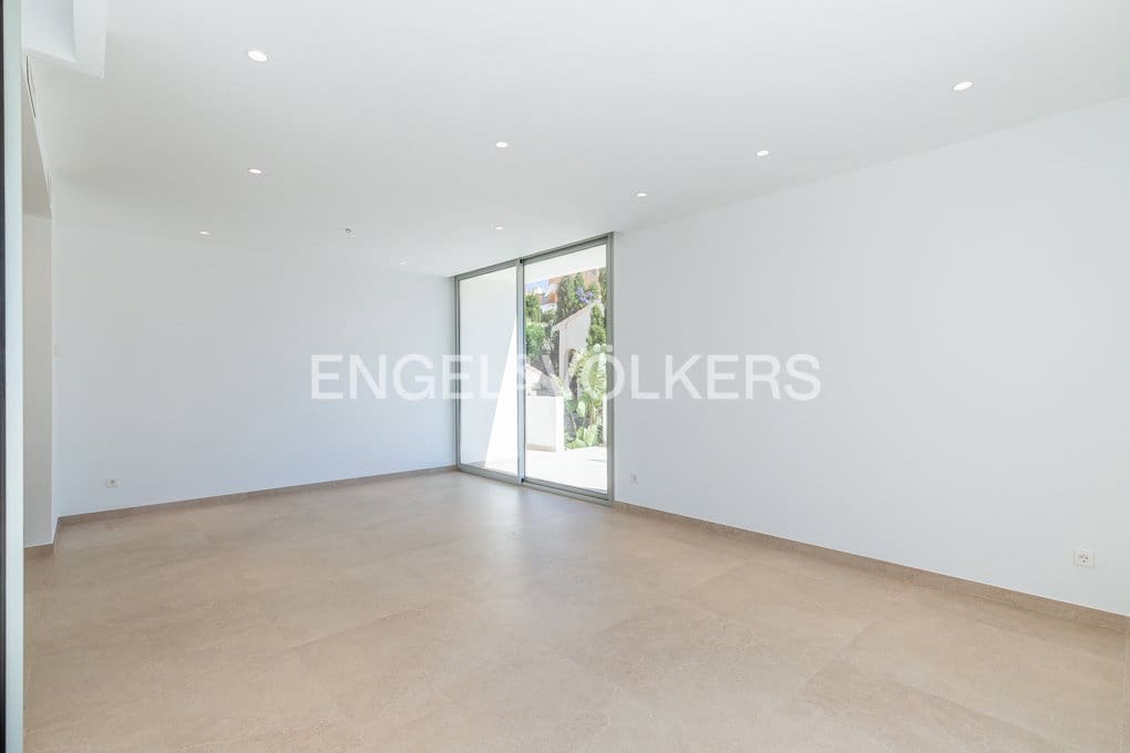 4 Zimmer Villa zu verkaufen in Benitachell / Benitatxell mit Pool Garage - 1.499.000 € (Ref: 9914888)