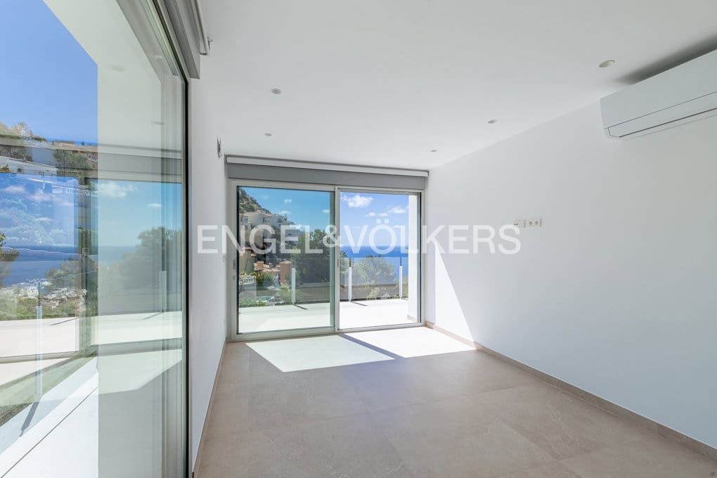 4 Zimmer Villa zu verkaufen in Benitachell / Benitatxell mit Pool Garage - 1.499.000 € (Ref: 9914888)