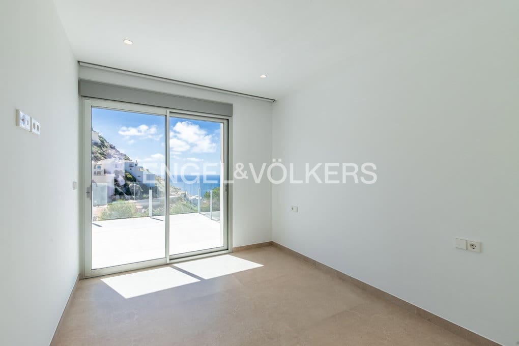 4 Zimmer Villa zu verkaufen in Benitachell / Benitatxell mit Pool Garage - 1.499.000 € (Ref: 9914888)