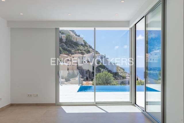 4 chambre Villa/Maison à vendre à Benitachell / Benitatxell avec piscine garage - 1 499 000 € (Ref: 9914888)