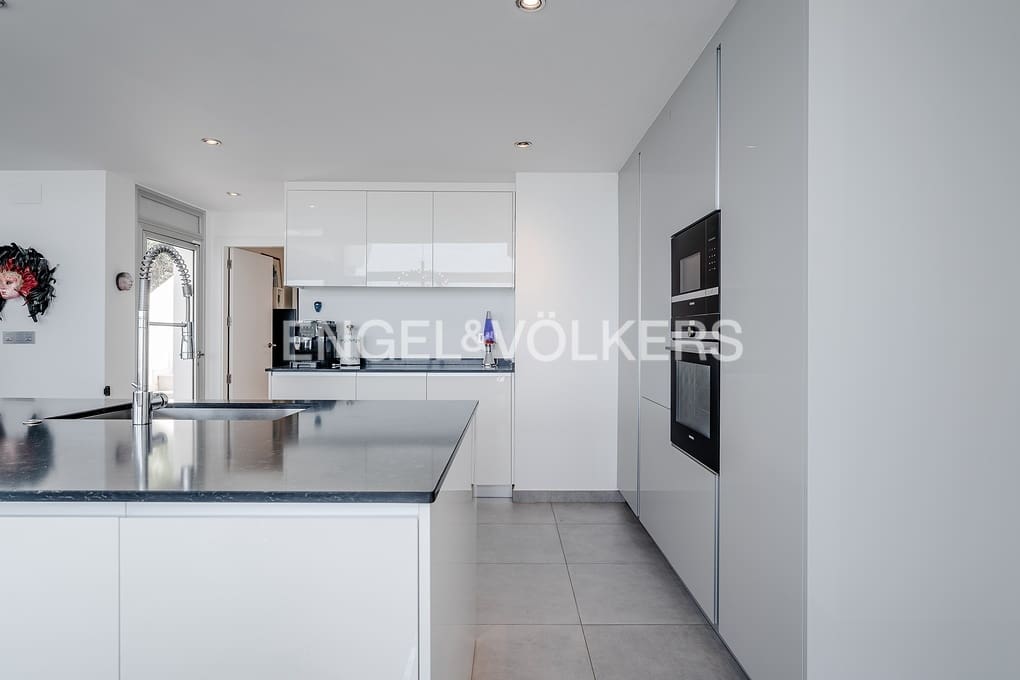 5 sypialnia Dom szeregowy na sprzedaż w Altea z basenem garażem - 1 400 000 € (Ref: 9926499)