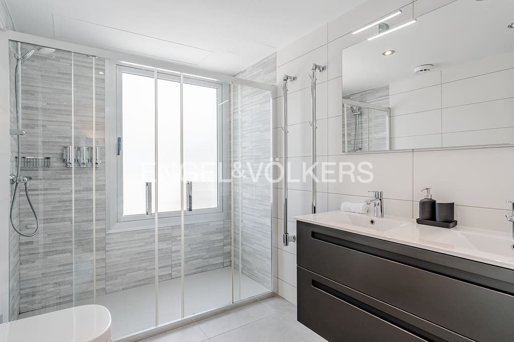 5 sypialnia Dom szeregowy na sprzedaż w Altea z basenem garażem - 1 400 000 € (Ref: 9926499)