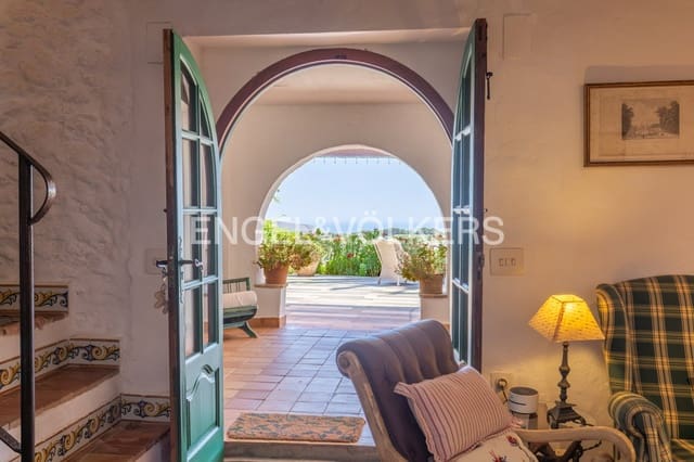8 soveværelse Finca/Landehus til salg i Teulada Pueblo, Teulada-Moraira med swimmingpool garage - € 1.600.000 (Ref: 9928253)