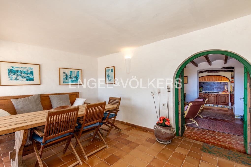 8 bedroom Finca/Country House for sale in Teulada with pool garage - € 1,600,000 (Ref: 9928253)