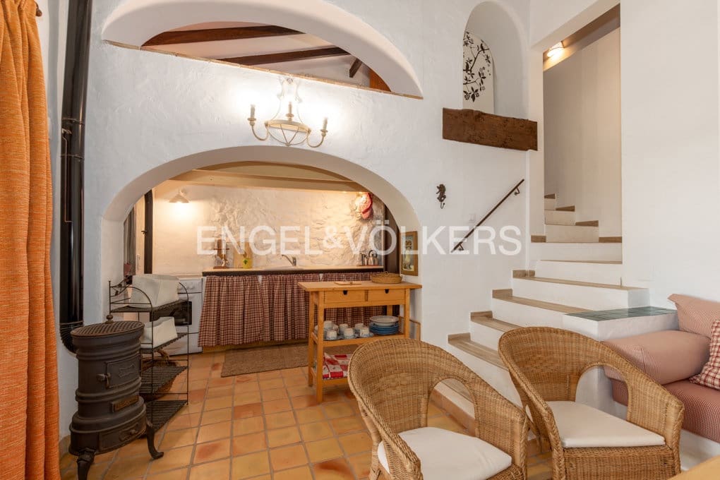 8 bedroom Finca/Country House for sale in Teulada with pool garage - € 1,600,000 (Ref: 9928253)