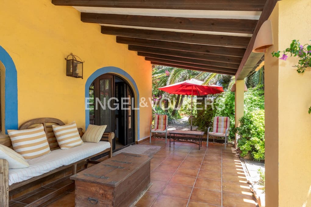 8 bedroom Finca/Country House for sale in Teulada with pool garage - € 1,600,000 (Ref: 9928253)