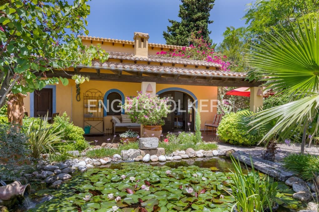 8 bedroom Finca/Country House for sale in Teulada with pool garage - € 1,600,000 (Ref: 9928253)