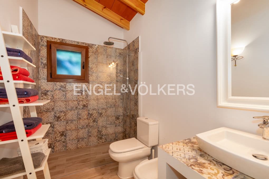 8 bedroom Finca/Country House for sale in Teulada with pool garage - € 1,600,000 (Ref: 9928253)