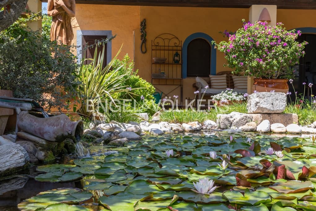 8 bedroom Finca/Country House for sale in Teulada with pool garage - € 1,600,000 (Ref: 9928253)