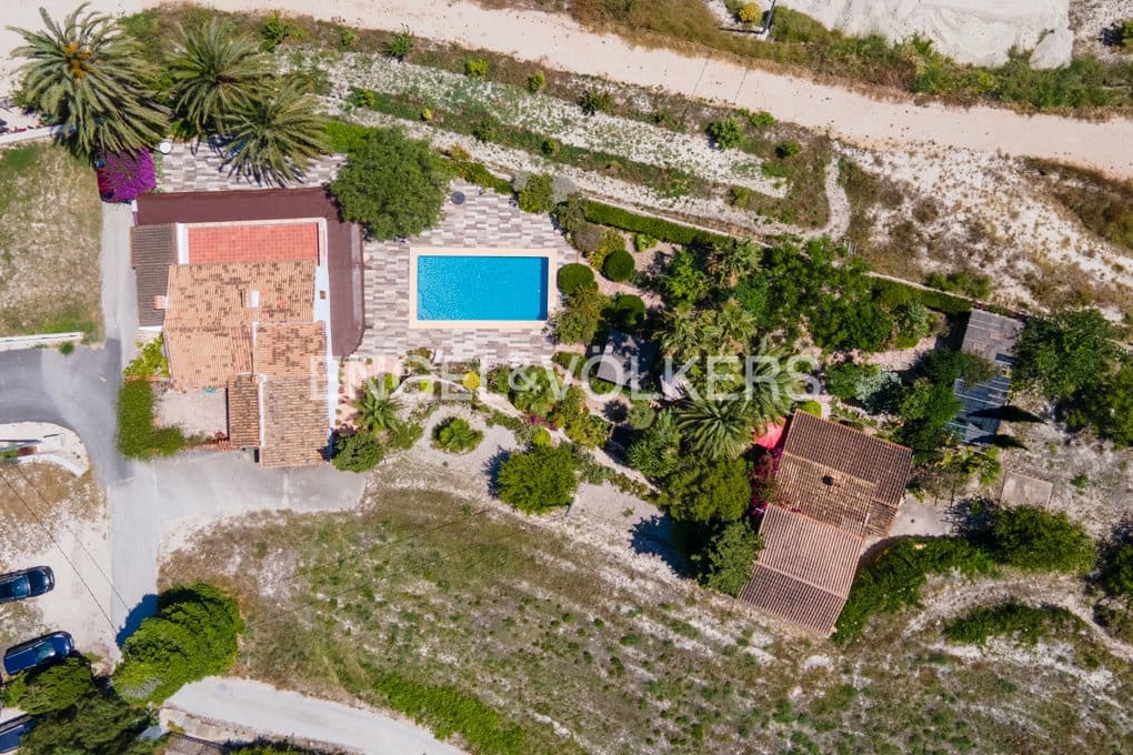 8 bedroom Finca/Country House for sale in Teulada with pool garage - € 1,600,000 (Ref: 9928253)