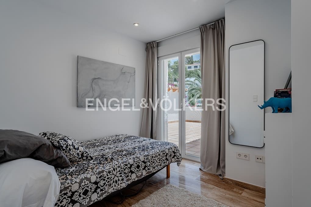 6 Zimmer Villa zu verkaufen in Altea mit Pool Garage - 1.790.000 € (Ref: 9932220)