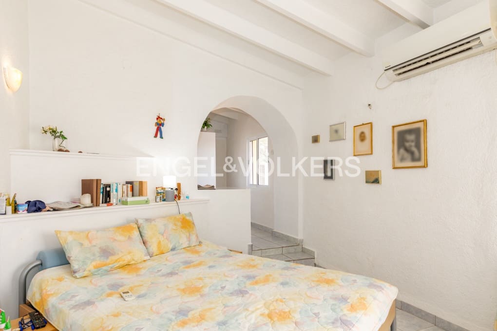 4 soveværelse Villa til salg i Montemar med swimmingpool garage - € 675.000 (Ref: 9935080)