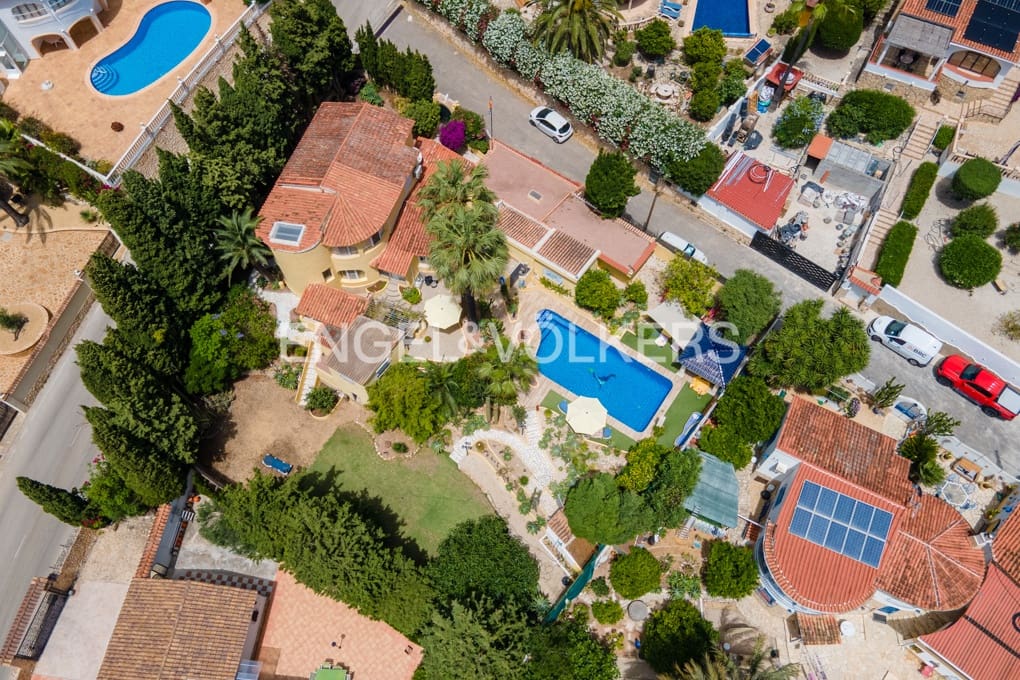 4 soveværelse Villa til salg i Montemar med swimmingpool garage - € 675.000 (Ref: 9935080)