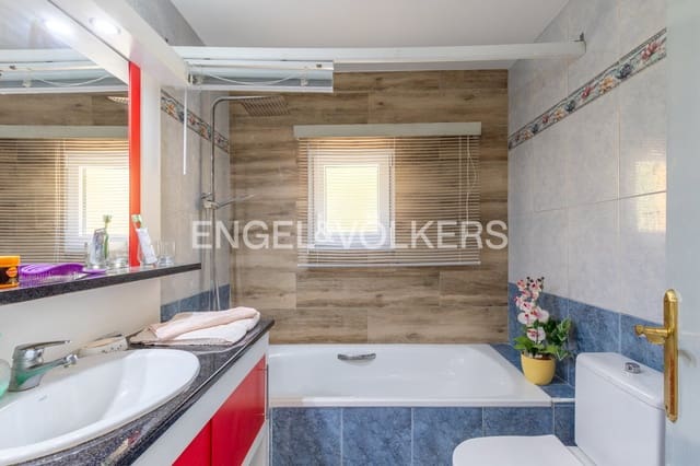 4 Zimmer Villa zu verkaufen in Benissa mit Pool Garage - 625.000 € (Ref: 9935080)