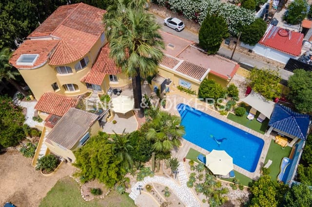 4 Zimmer Villa zu verkaufen in Benissa mit Pool Garage - 625.000 € (Ref: 9935080)