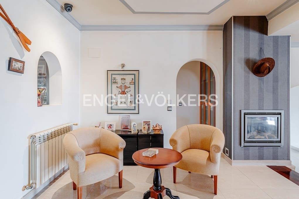 4 sovrum Villa till salu i Calpe / Calp med pool garage - 1 100 000 € (Ref: 9935230)
