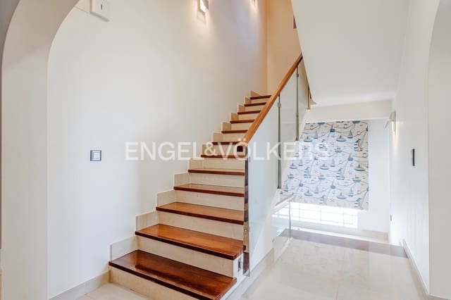 4 slaapkamer Villa te koop in Calpe / Calp met zwembad garage - € 1.100.000 (Ref: 9935230)