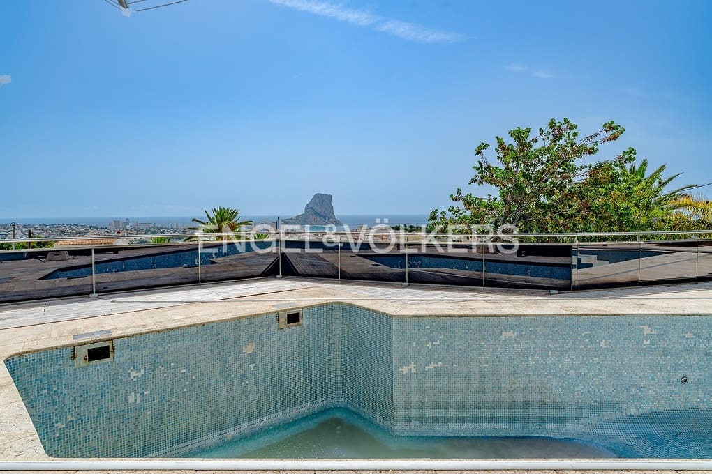 4 sovrum Villa till salu i Calpe / Calp med pool garage - 1 100 000 € (Ref: 9935230)