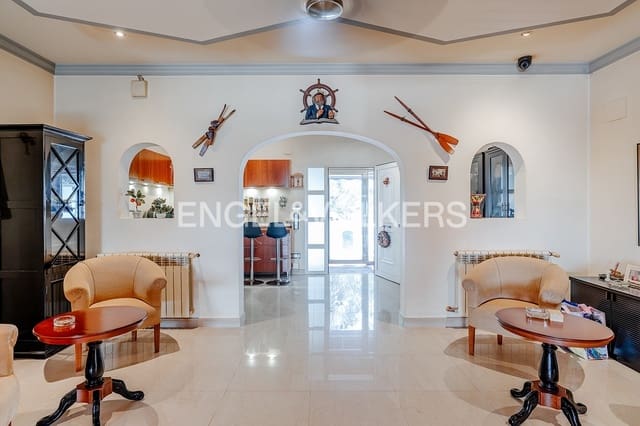 4 slaapkamer Villa te koop in Calpe / Calp met zwembad garage - € 1.100.000 (Ref: 9935230)