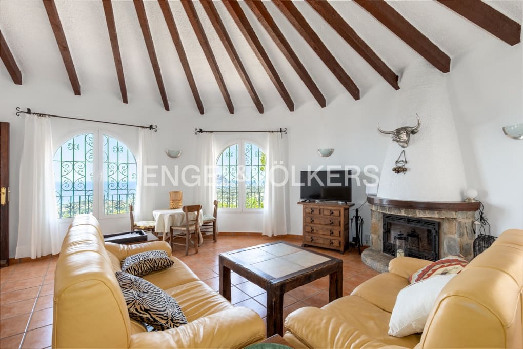 5 Zimmer Villa zu verkaufen in Montemar mit Pool Garage - 1.299.000 € (Ref: 9935315)