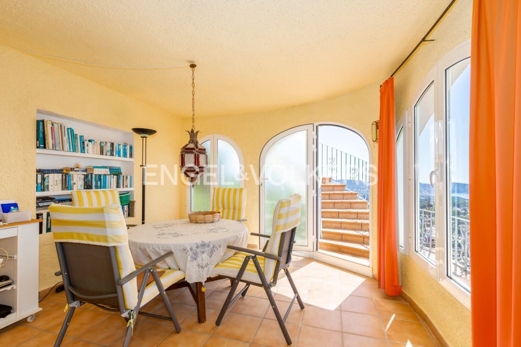 5 Zimmer Villa zu verkaufen in Montemar mit Pool Garage - 1.299.000 € (Ref: 9935315)