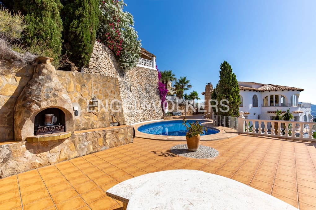 5 Zimmer Villa zu verkaufen in Montemar mit Pool Garage - 1.299.000 € (Ref: 9935315)