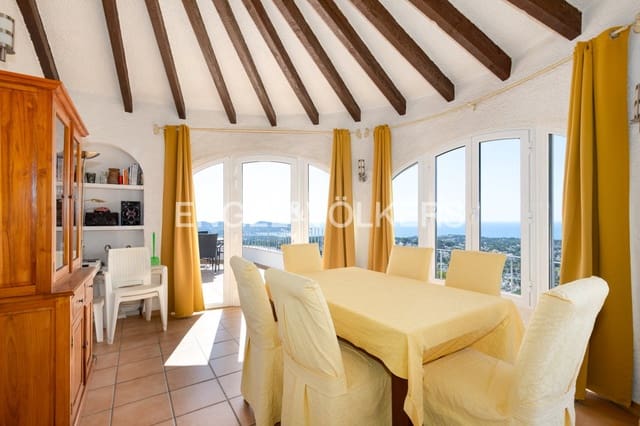5 soverom Villa til salgs i Benissa med svømmebasseng garasje - € 1 299 000 (Ref: 9935315)