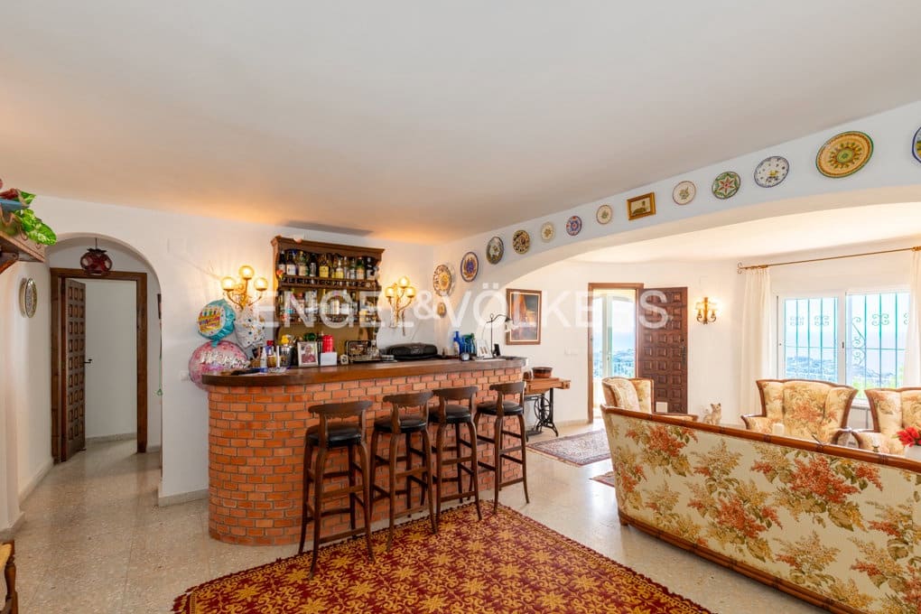 5 soveværelse Villa til salg i Benissa med swimmingpool garage - € 1.299.000 (Ref: 9935315)