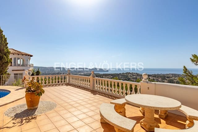 5 soverom Villa til salgs i Benissa med svømmebasseng garasje - € 1 299 000 (Ref: 9935315)