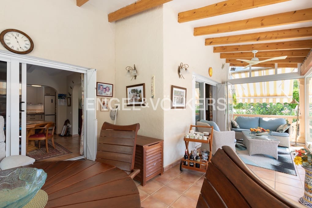 3 sypialnia Willa na sprzedaż w Altea la Vella z basenem garażem - 690 000 € (Ref: 9944551)
