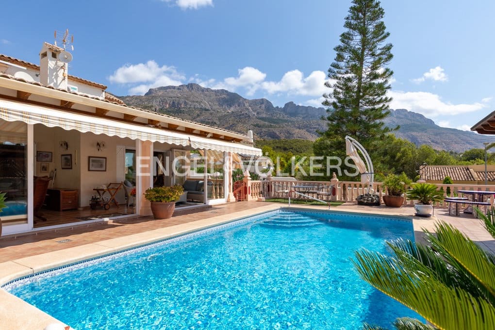 3 quarto Moradia para venda em Altea la Vella com piscina garagem - 690 000 € (Ref: 9944551)