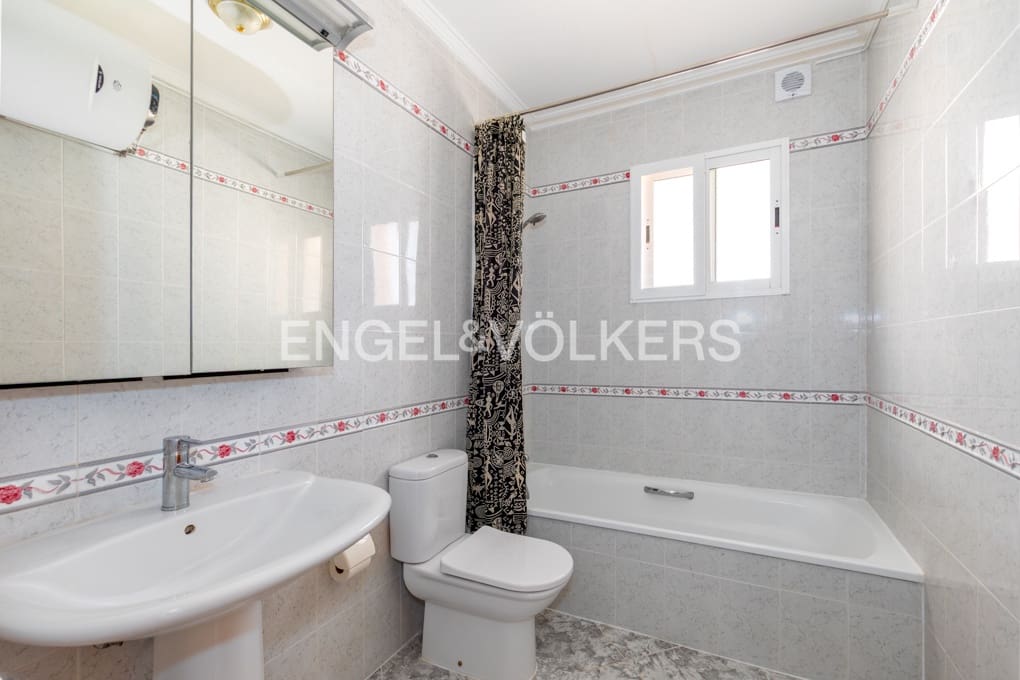 4 camera da letto Villa in vendita in Calpe / Calp con piscina garage - 690.000 € (Rif: 9944874)