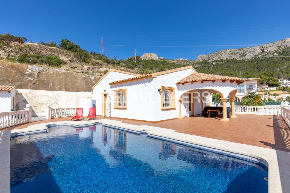 4 camera da letto Villa in vendita in Calpe / Calp con piscina garage - 690.000 € (Rif: 9944874)