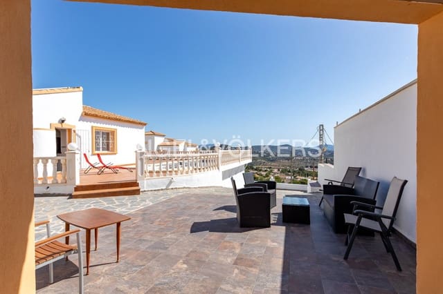 4 makuuhuone Huvila myytävänä paikassa Pueblo, Calpe / Calp mukana uima-altaan 
autotalli - 690 000 € (Ref: 9944874)