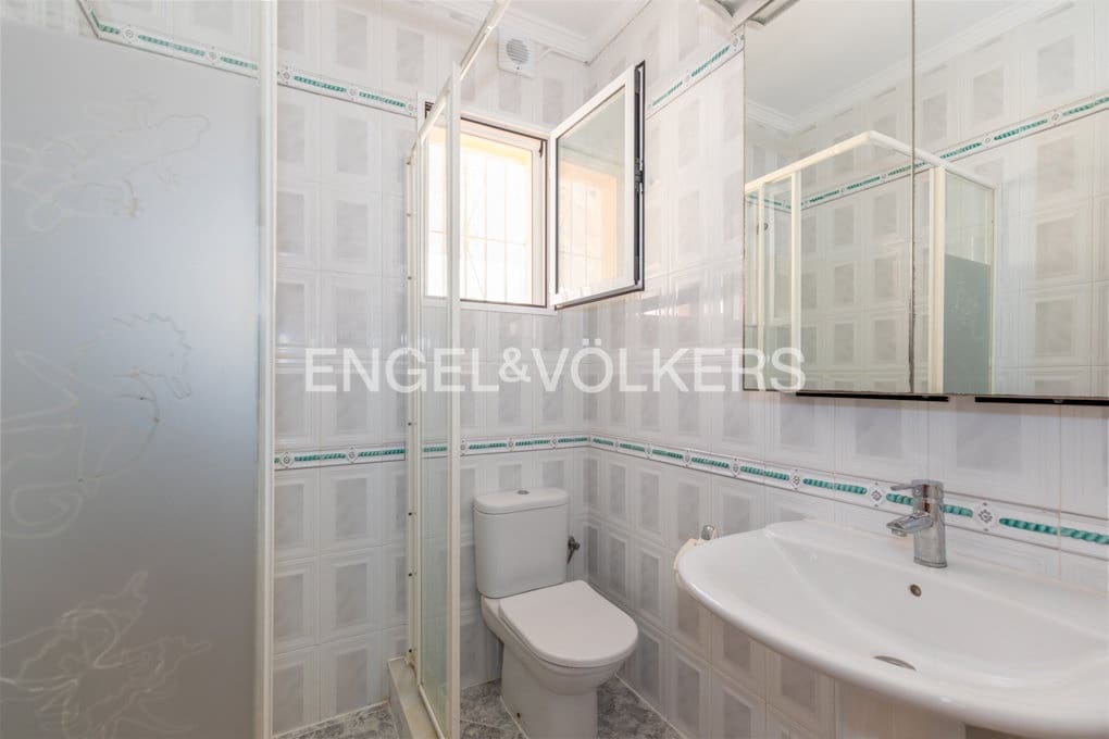 4 soverom Villa til salgs i Calpe / Calp med svømmebasseng garasje - € 690 000 (Ref: 9944874)