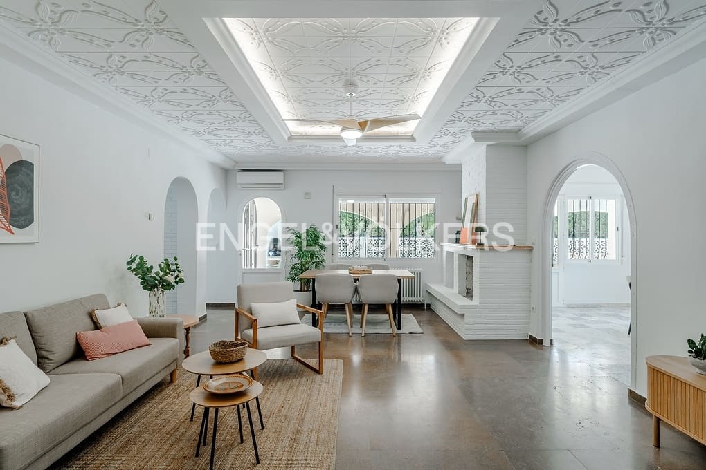 7 slaapkamer Villa te koop in Calpe / Calp met zwembad garage - € 960.000 (Ref: 9971645)