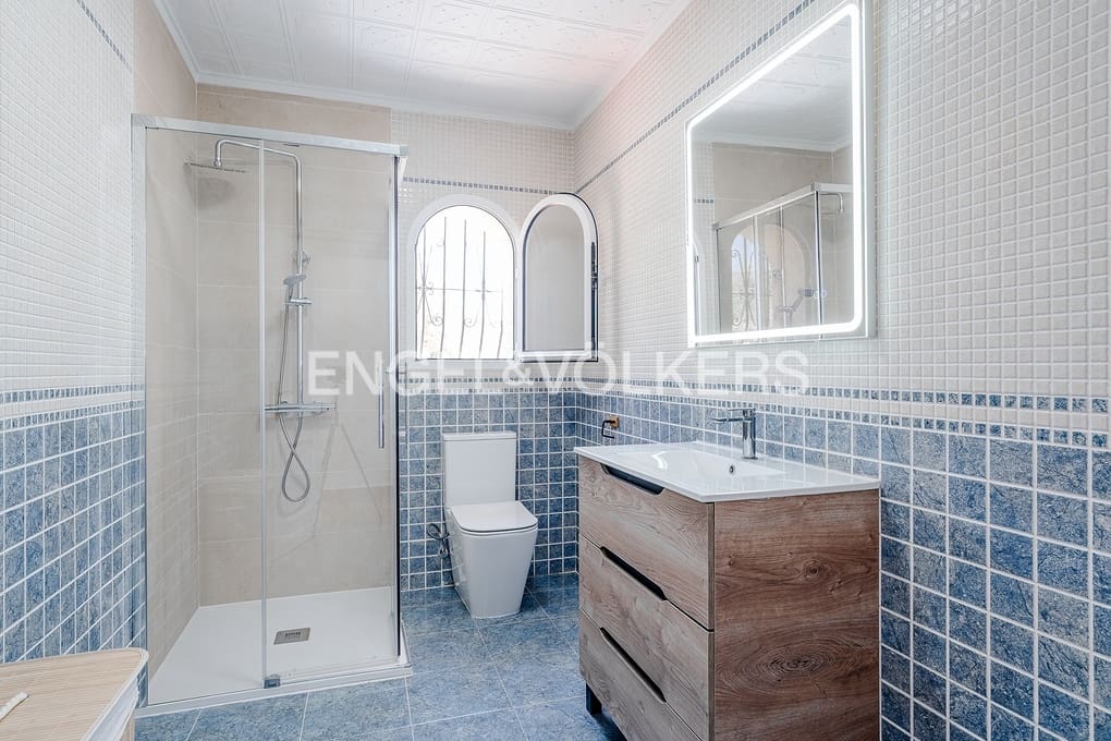 7 slaapkamer Villa te koop in Calpe / Calp met zwembad garage - € 960.000 (Ref: 9971645)