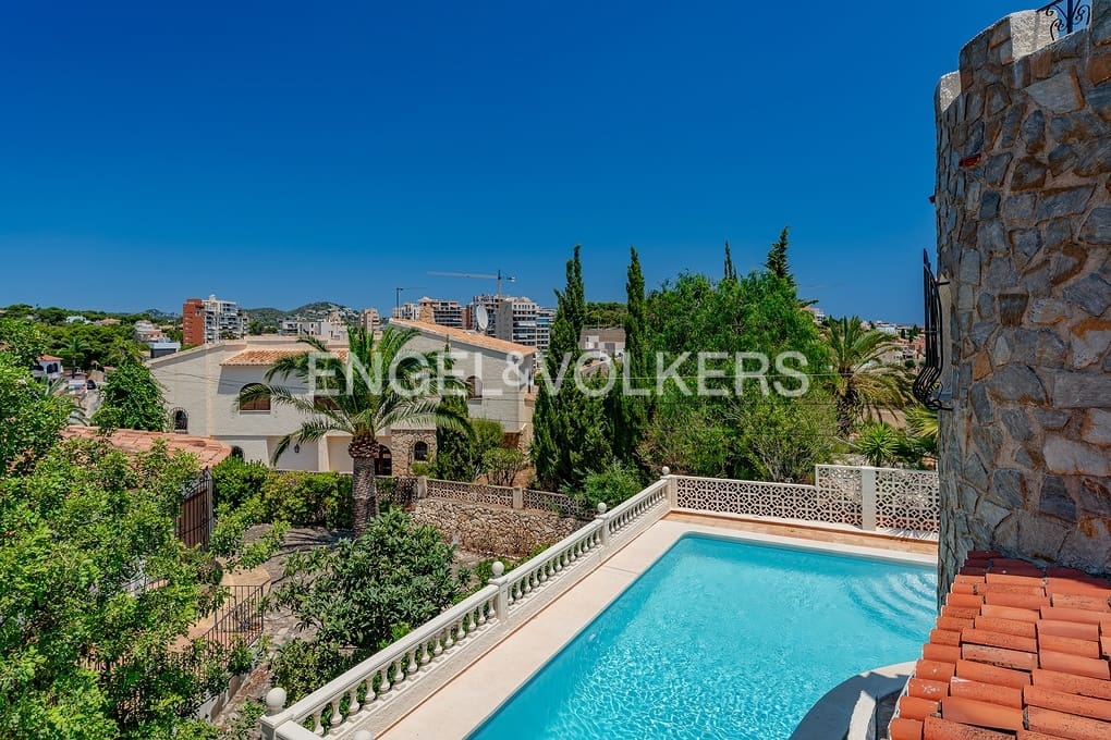7 slaapkamer Villa te koop in Calpe / Calp met zwembad garage - € 960.000 (Ref: 9971645)